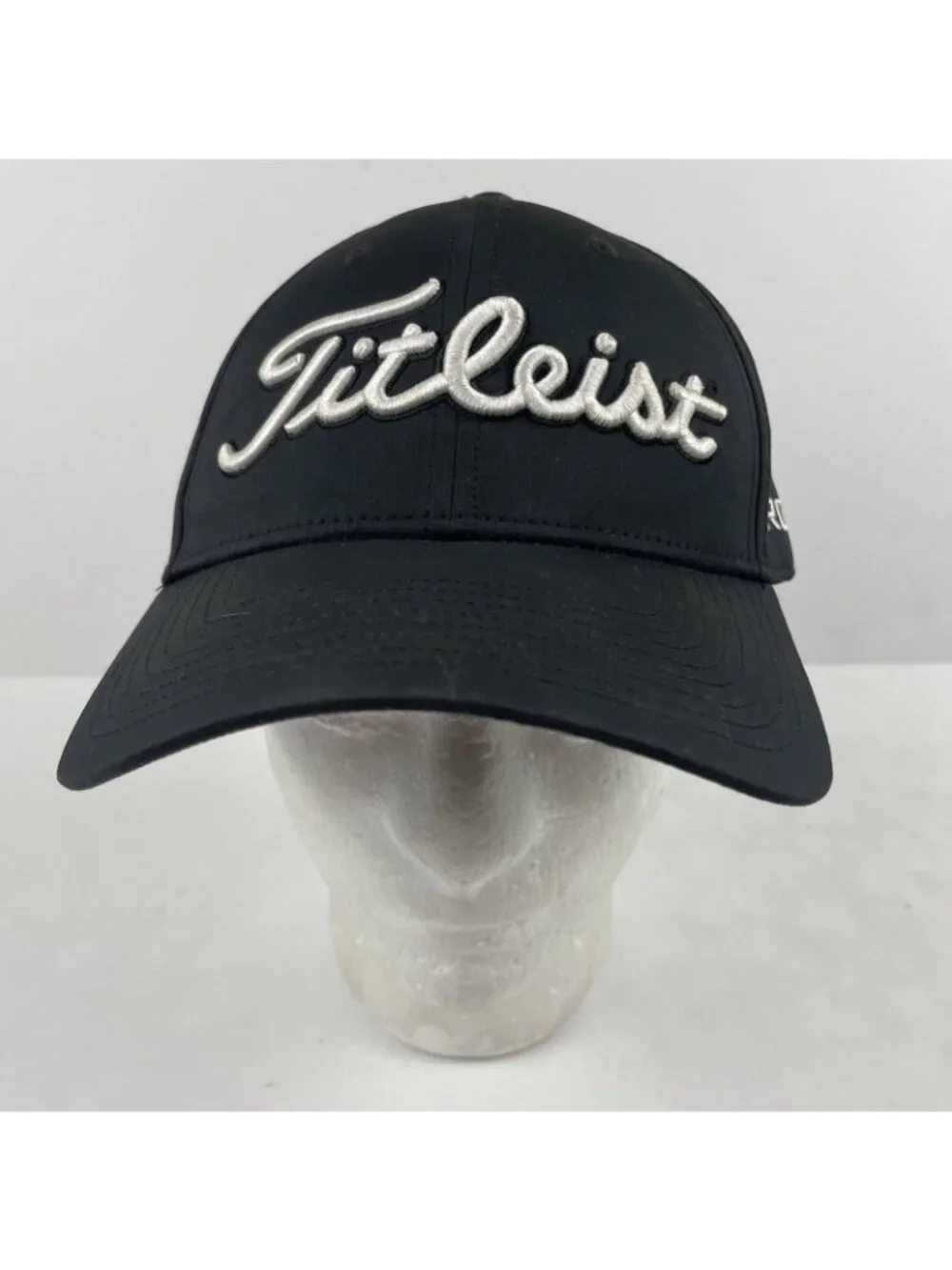 Titleist ProV1 FJ Golf Hat Strapback Tour Proformance Embroidered Black